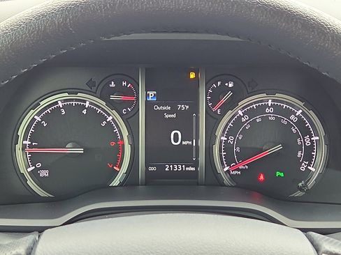 Used 2023 Toyota 4Runner Limited image 23