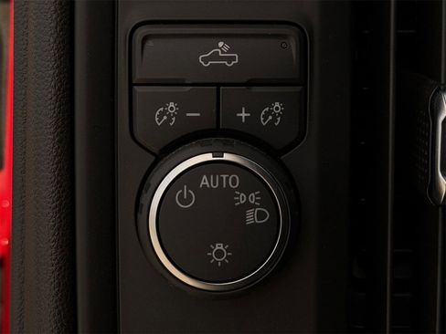 Certified 2024 Chevrolet Silverado 1500 Custom image 22