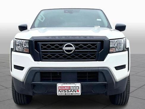 Certified 2023 Nissan Frontier S image 3