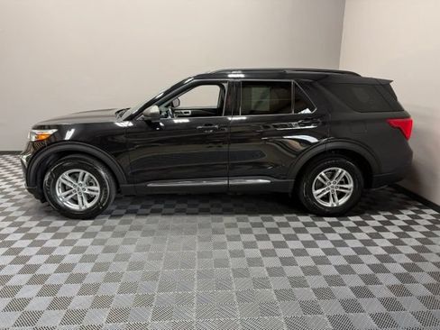 Used 2020 Ford Explorer XLT w/ Equipment Group 202A AWD/4WD image 6