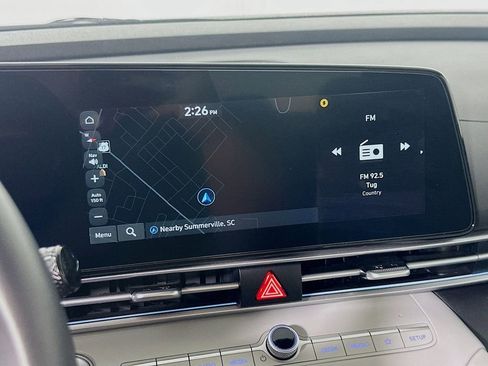 Used 2025 Hyundai Elantra Limited FWD image 27