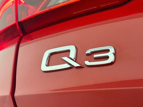 Used 2023 Audi Q3 2.0T Premium Plus w/ Premium Plus Package AWD/4WD image 10