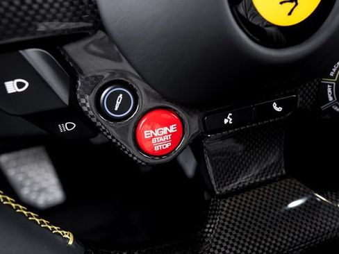 Certified 2022 Ferrari 812 GTS RWD image 40