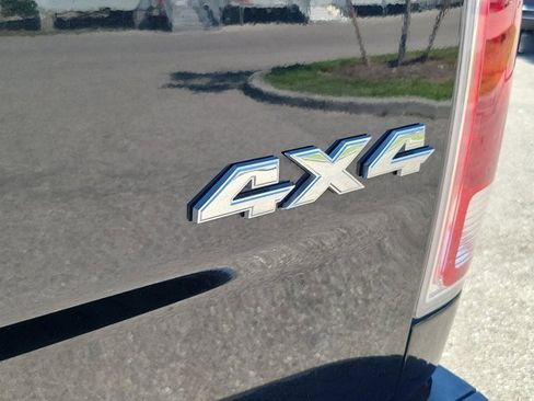 Used 2018 RAM 2500 Laramie w/ Convenience Group image 14