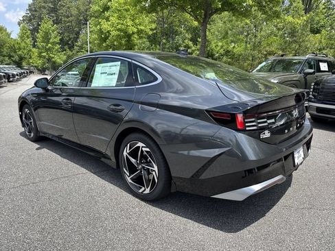 New 2026 Hyundai Sonata SEL FWD image 6