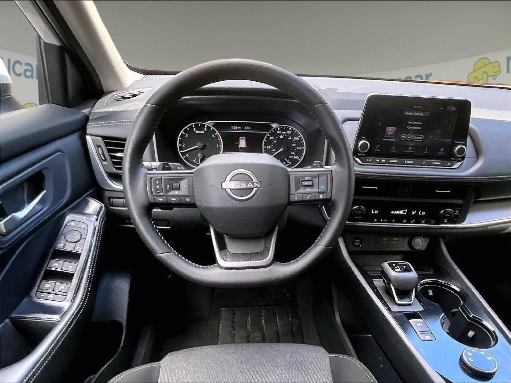 Used 2026 Nissan Rogue SV w/ Cold Weather Package AWD/4WD image 18