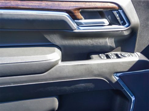 Used 2024 GMC Sierra 1500 SLE w/ Max Trailering Package image 17