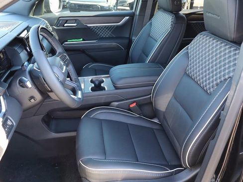 New 2026 GMC Acadia Denali w/ Super Cruise Package image 10