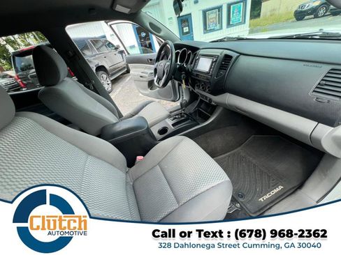 Used 2014 Toyota Tacoma PreRunner w/ Convenience Package RWD image 17