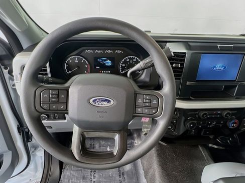 New 2025 Ford F350 XL w/ XL Chrome Package image 7