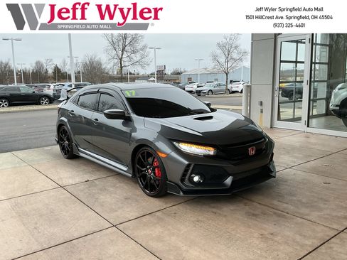 Used 2017 Honda Civic Type R image 1