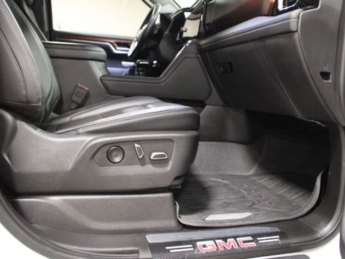 Used 2023 GMC Sierra 1500 Denali w/ Technology Package AWD/4WD image 27