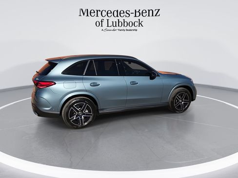 New 2025 Mercedes-Benz GLC 350e GLC 350e image 8