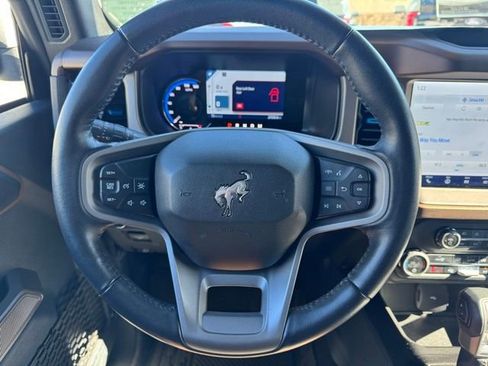 Used 2023 Ford Bronco Outer Banks image 45