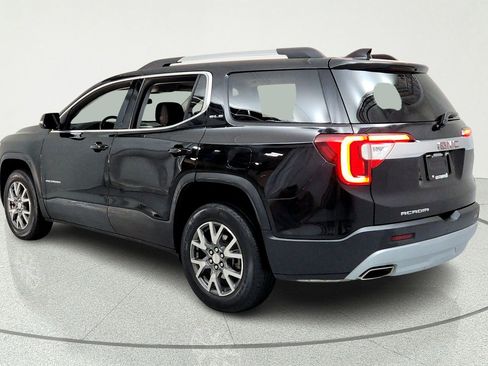 Certified 2023 GMC Acadia SLE w/ Driver Convenience Package FWD image 3