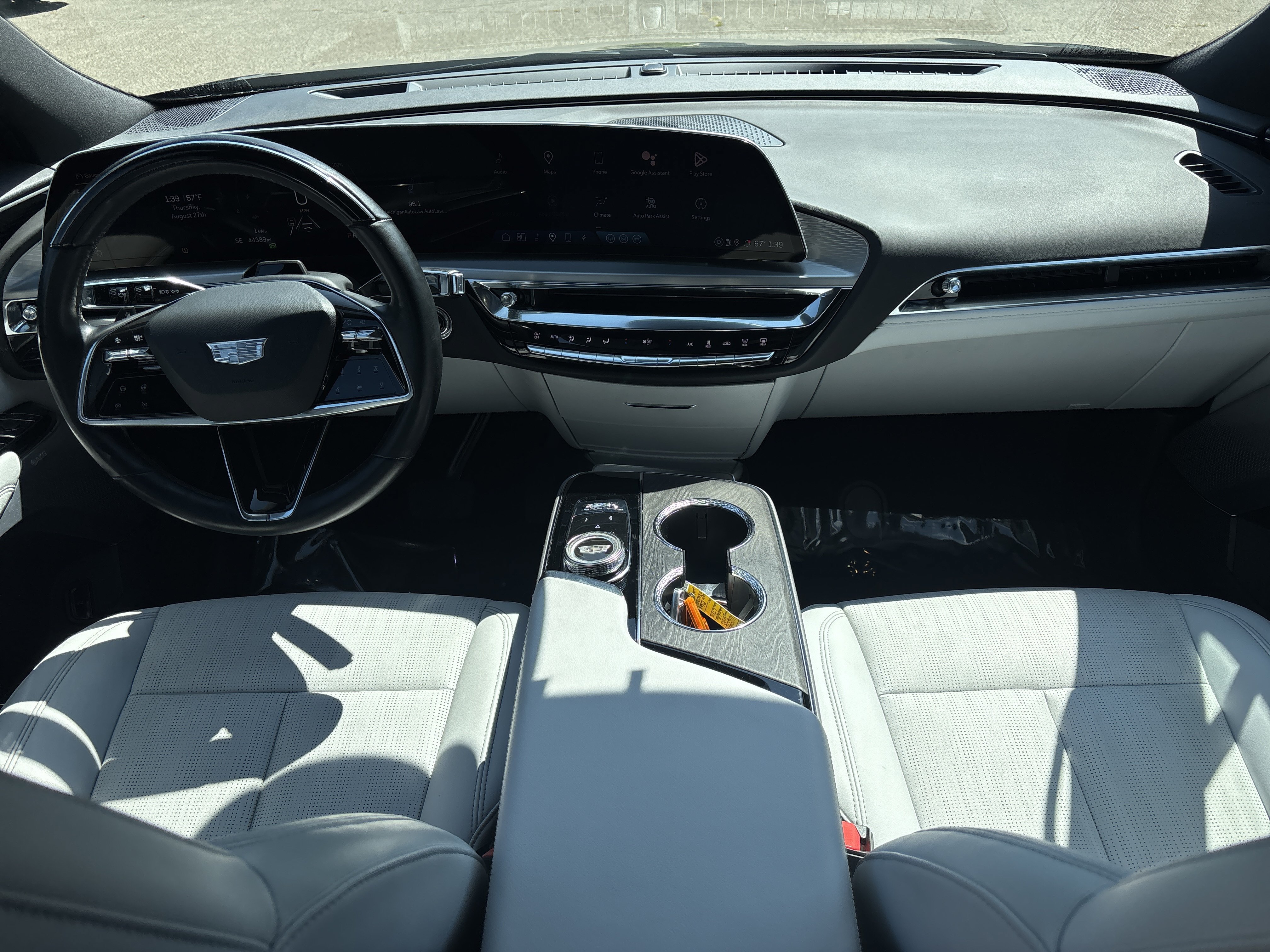 Used 2023 Cadillac Lyriq 2WD image 18