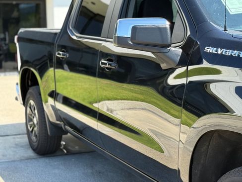 Used 2025 Chevrolet Silverado 1500 LT image 13