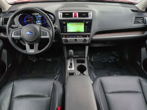 Used 2017 Subaru Outback 2.5i Limited image 16