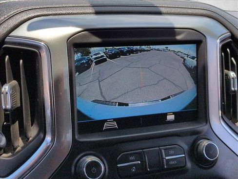 Used 2023 Chevrolet Silverado 3500 LT AWD/4WD image 18