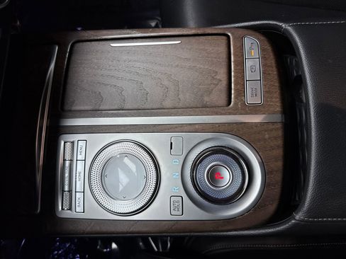 Used 2022 Genesis G80 2.5T w/ Prestige Package RWD image 30