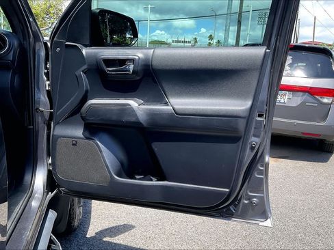 Used 2020 Toyota Tacoma TRD Pro AWD/4WD image 28