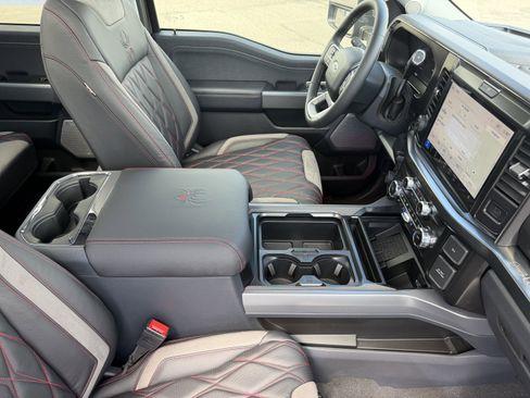 New 2026 Ford F250 Lariat w/ Black Appearance Package AWD/4WD image 13
