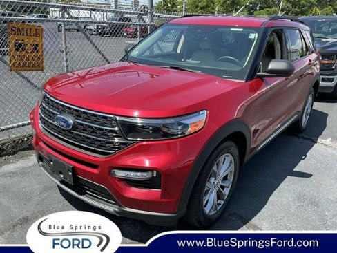 Used 2023 Ford Explorer XLT w/ Equipment Group 202A AWD/4WD image 1