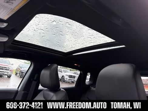 Used 2023 Jeep Compass Trailhawk w/ Trailhawk Elite Group AWD/4WD image 21