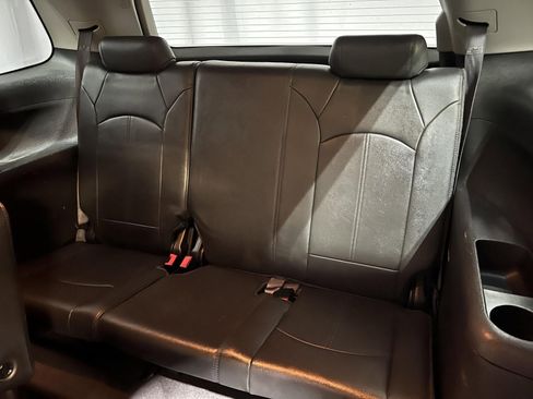 Used 2012 GMC Acadia SLT FWD image 19