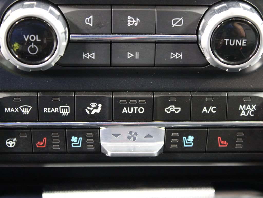 Used 2024 Ford F150 Lariat w/ Equipment Group 502A High AWD/4WD image 69