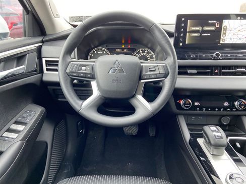 New 2026 Mitsubishi Outlander ES AWD/4WD image 20