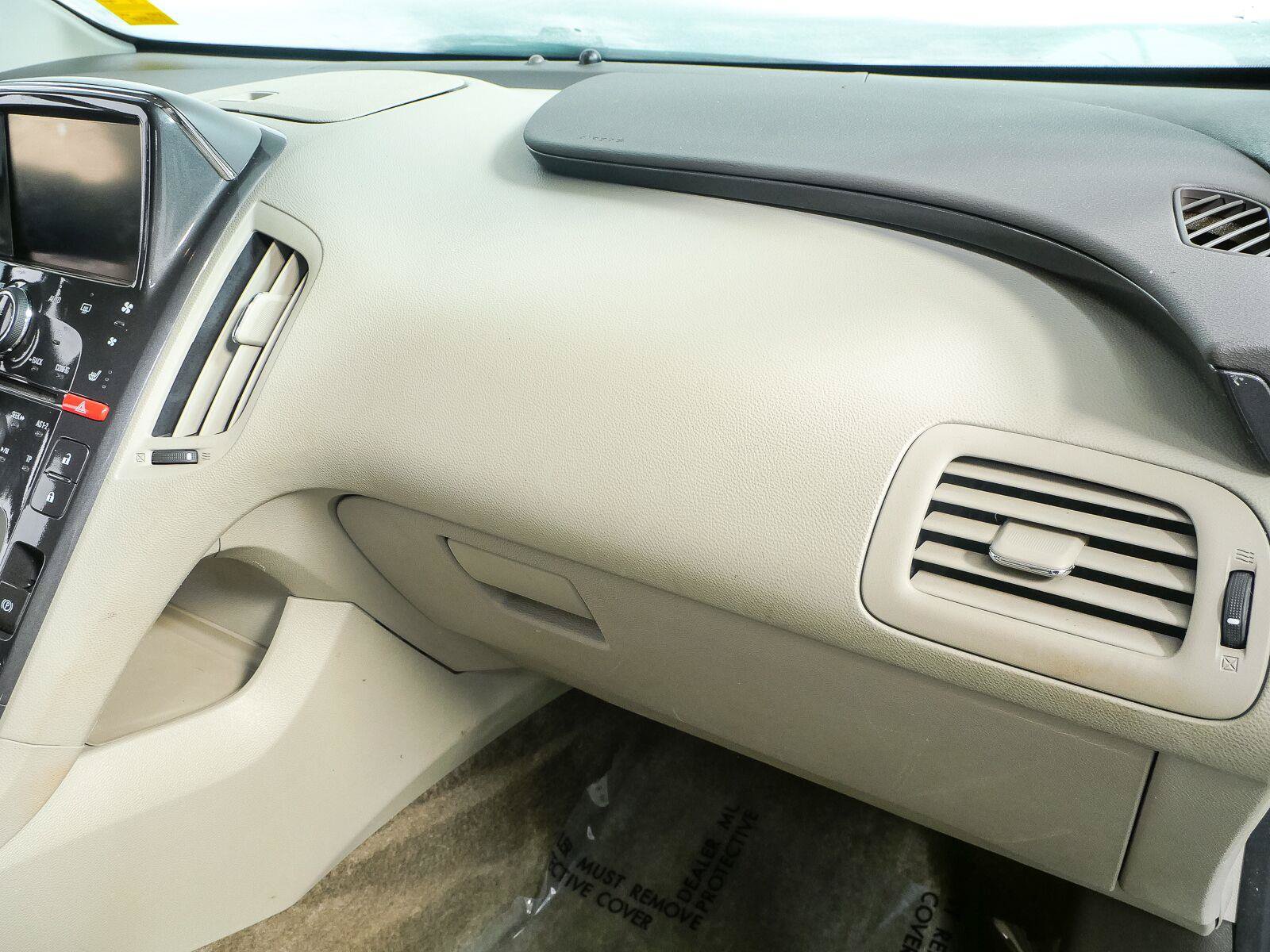 Used 2014 Chevrolet Volt Premium w/ Premium Trim Package FWD image 22