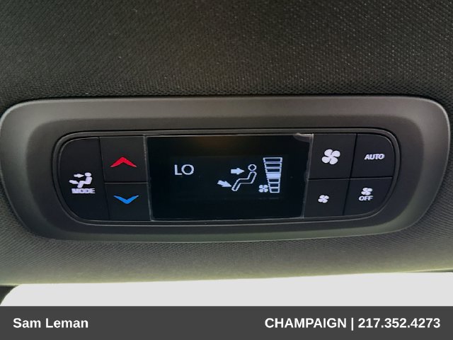 New 2027 Chrysler Pacifica Select FWD image 24