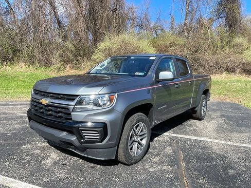 Certified 2022 Chevrolet Colorado W/T w/ Custom Special Edition image 7