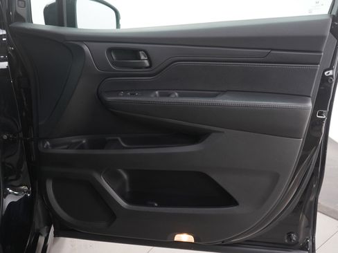 Used 2024 Honda Odyssey EX-L image 14