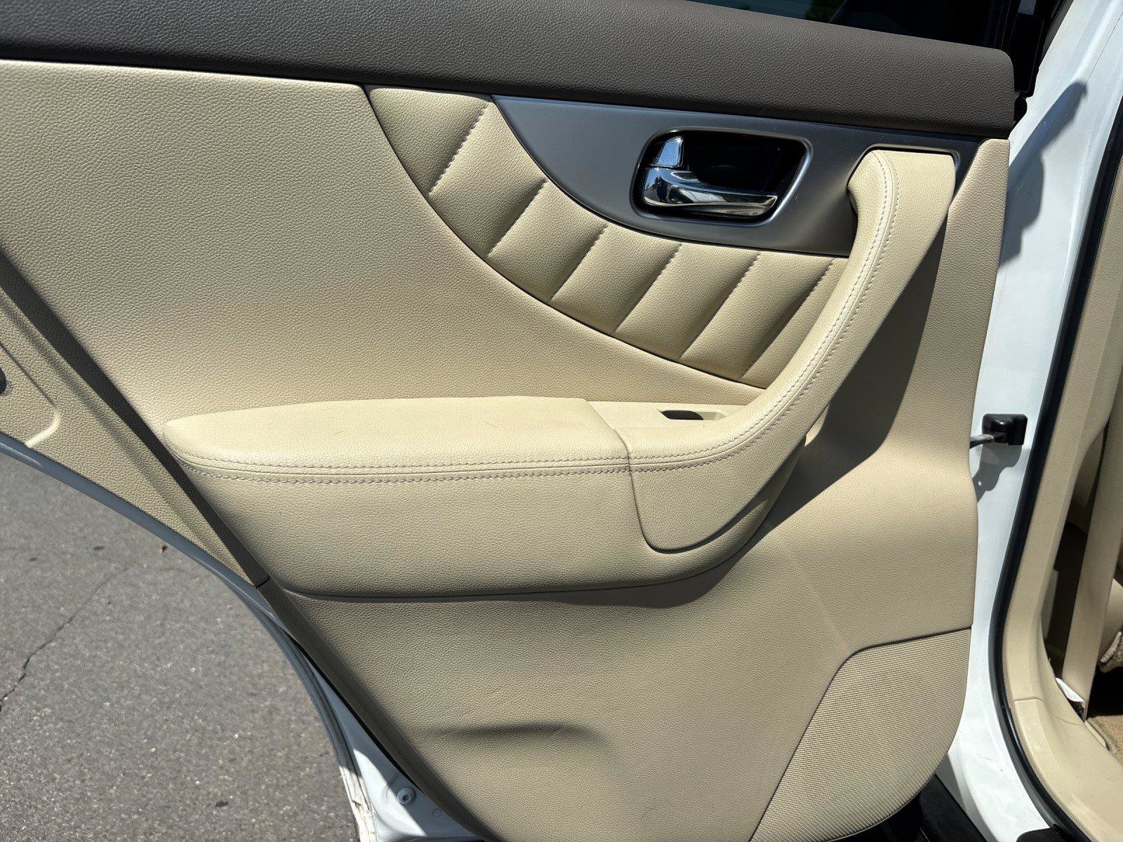 Used 2013 INFINITI FX37 AWD image 32