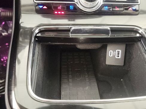 Used 2022 Lincoln Nautilus Reserve image 19