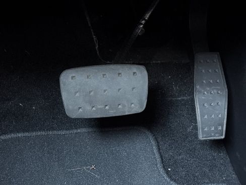 Used 2024 Chevrolet Traverse RS w/ LPO, Floor Liner Package image 39