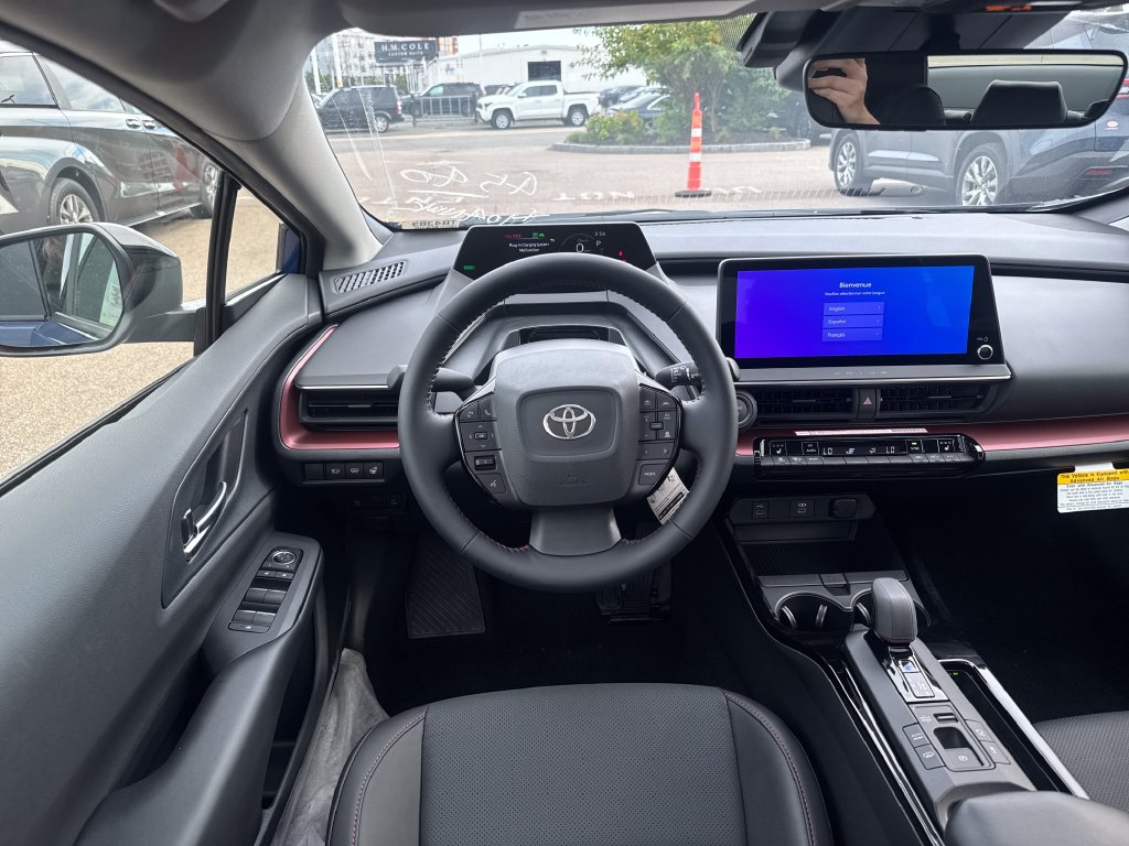 New 2027 Toyota Prius Plug-In Hybrid FWD image 11