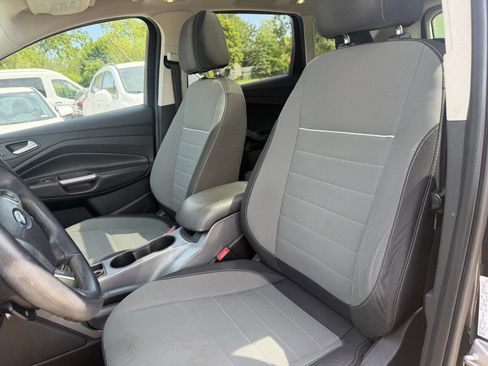 Used 2014 Ford Escape SE FWD image 21