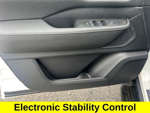 New 2025 Nissan Armada PRO-4X w/ Pro-4X Premium Package image 11