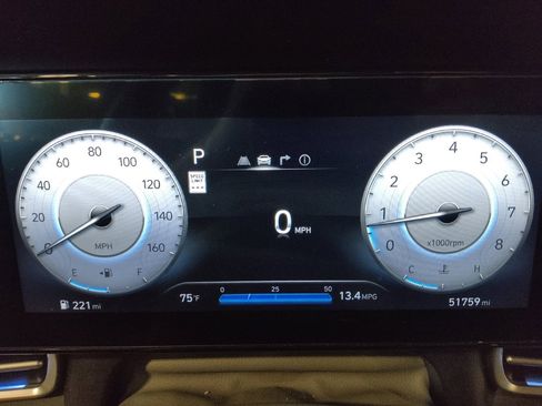 Used 2024 Hyundai Elantra SEL FWD image 23