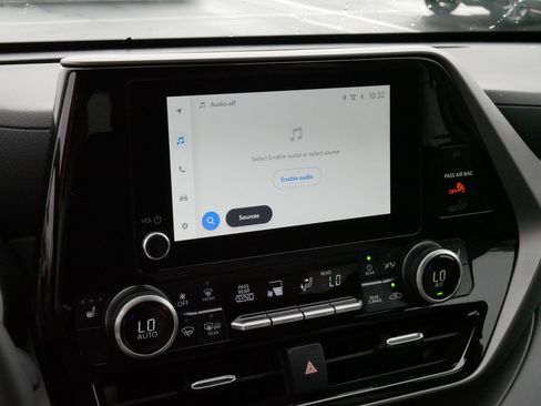 Certified 2026 Toyota Highlander XLE AWD/4WD image 22