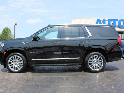 Used 2023 GMC Yukon Denali AWD/4WD image 15