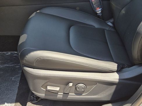 New 2026 Kia Sportage EX FWD image 19