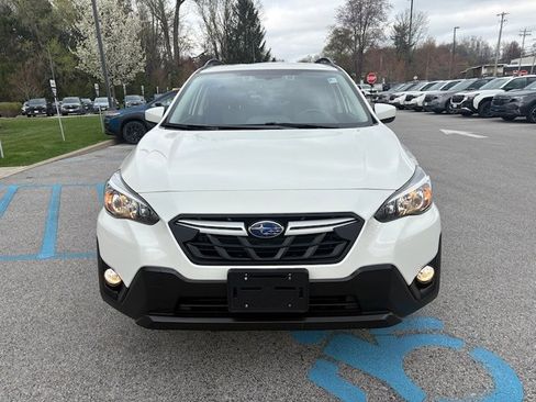 Used 2021 Subaru Crosstrek 2.0i Premium w/ Moonroof Package AWD/4WD image 2