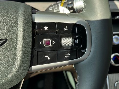 New 2026 Genesis GV80 2.5T Advanced image 32