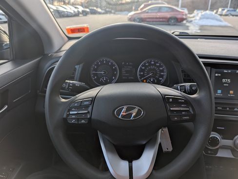 Used 2019 Hyundai Elantra SEL w/ Cargo Package image 21