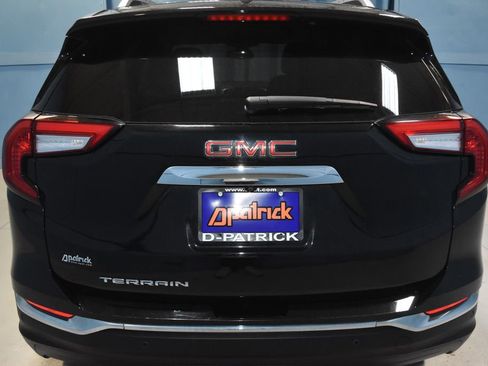 Used 2022 GMC Terrain SLT image 27