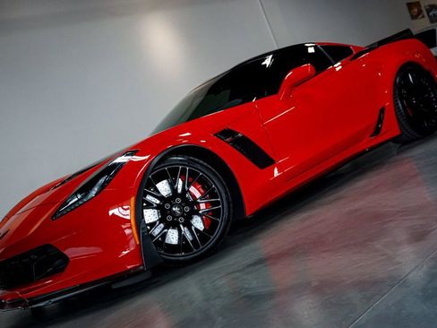 Used 2016 Chevrolet Corvette Z06 w/ 3LZ Preferred Equipment Group image 85